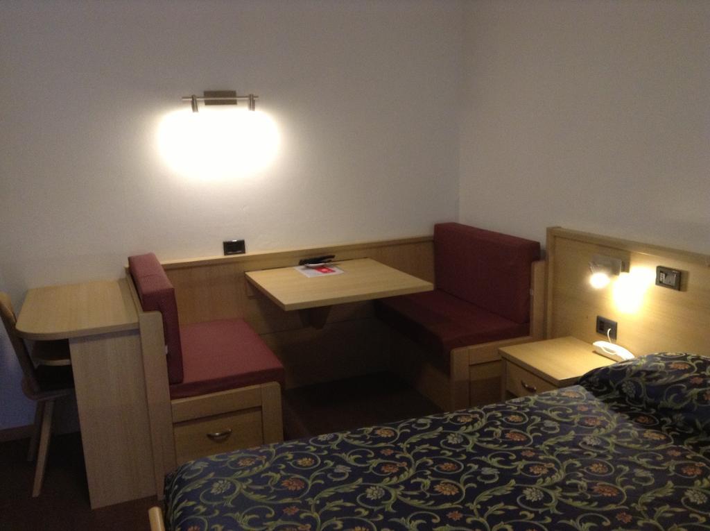 Hotel Ai Pini Vigo di Fassa Kültér fotó