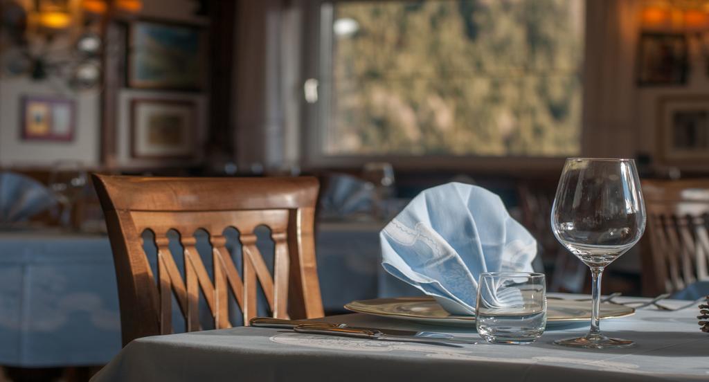Hotel Ai Pini Vigo di Fassa Kültér fotó